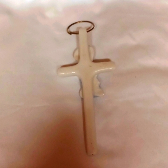 Ceramic Cross /W Blue Praying Boy On A Hook Hangs Above Childs Bed - Picture 5 of 7